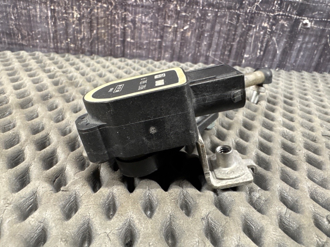 Датчик уровня подвески, 2680 рублей, Красноярск