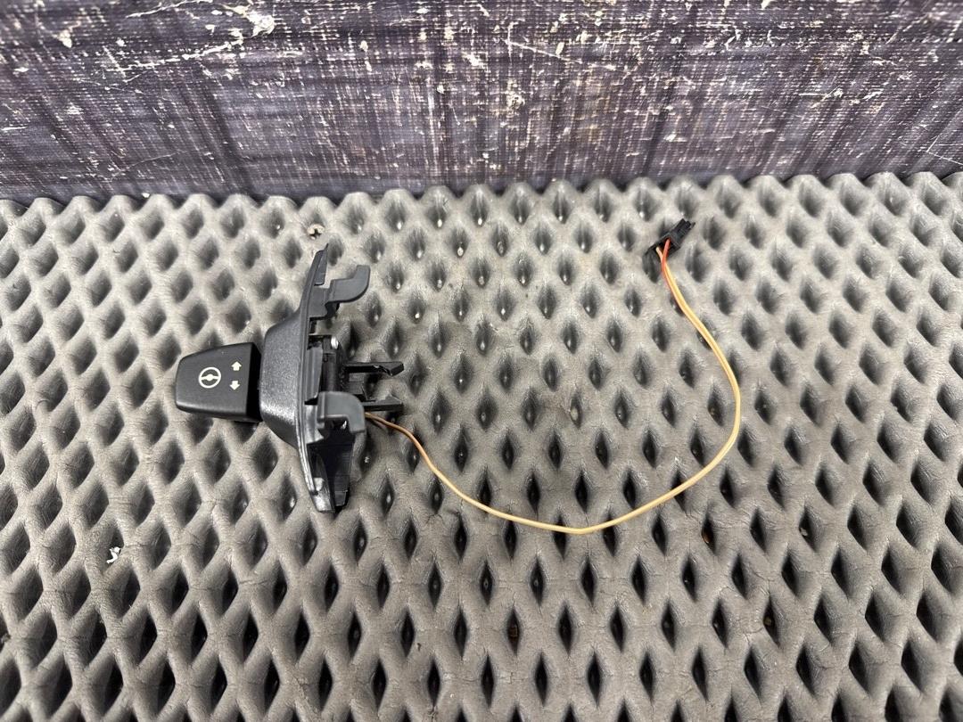 Подрулевой переключатель, 650 рублей, Красноярск