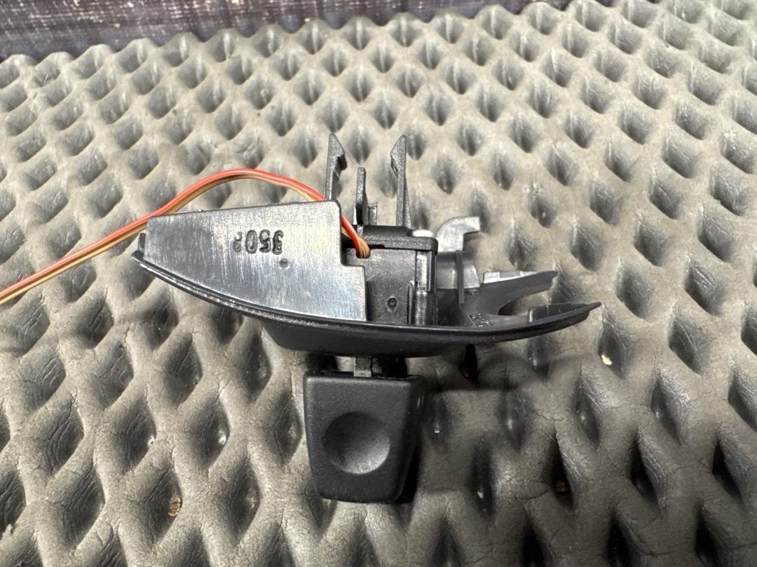 Подрулевой переключатель, 650 рублей, Красноярск