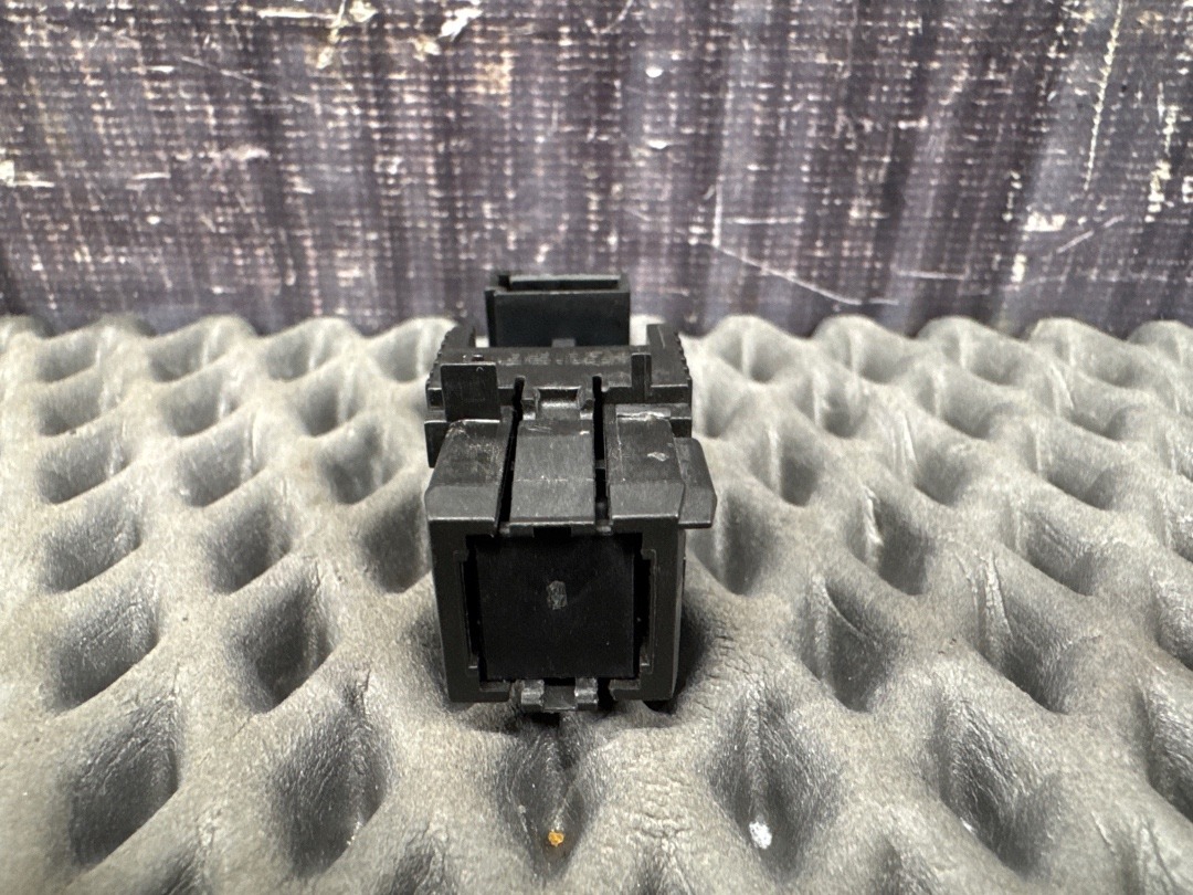 Концевик педали тормоза, 530 рублей, Красноярск