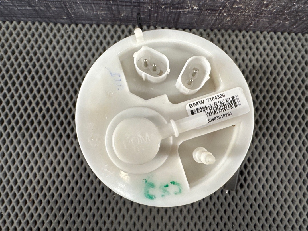 Бензонасос, 11210 рублей, Красноярск