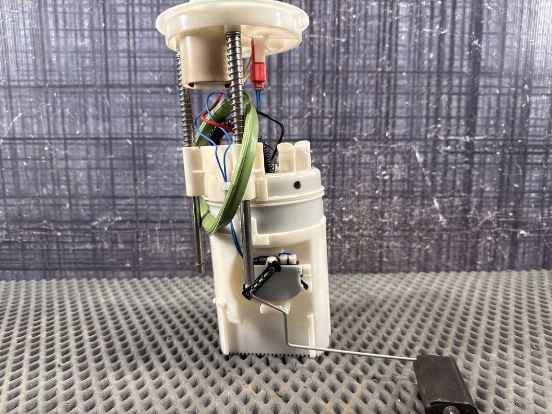 Бензонасос, 11210 рублей, Красноярск