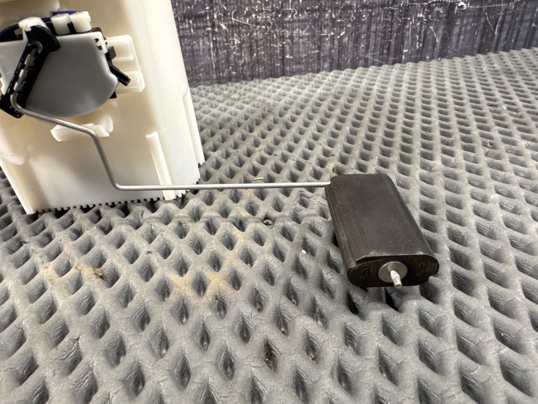 Бензонасос, 11210 рублей, Красноярск