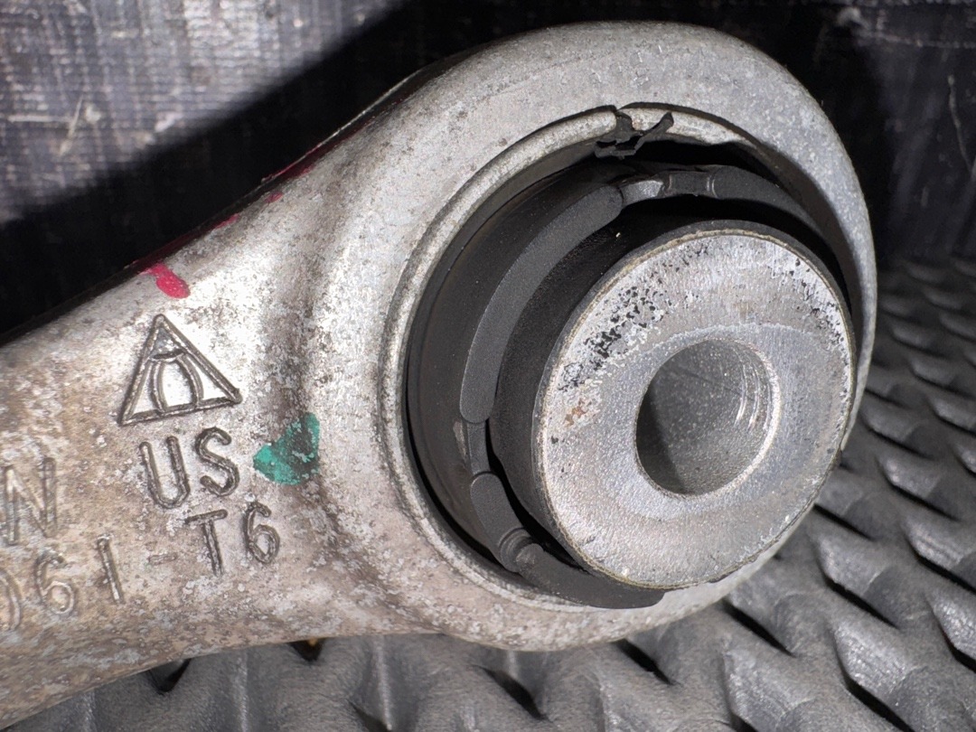 Рычаг подвески, 2760 рублей, Красноярск