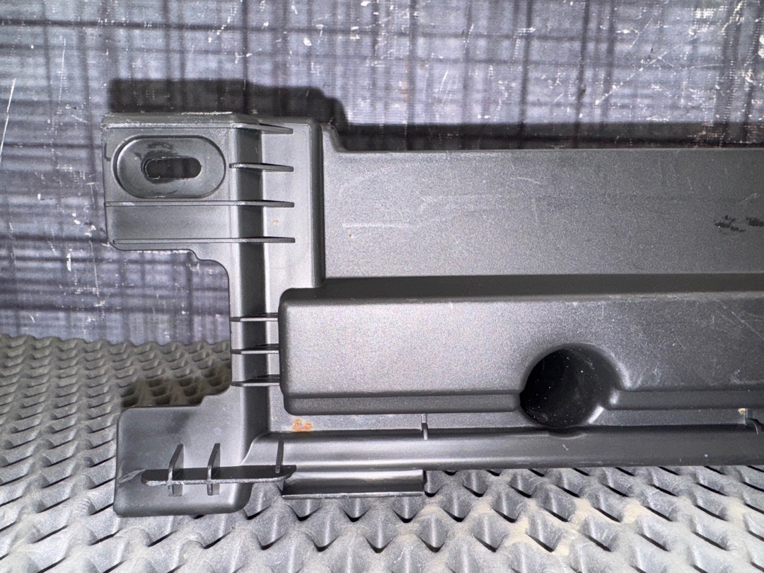 Пластик багажника, 890 рублей, Красноярск