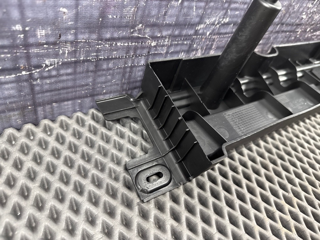 Пластик багажника, 890 рублей, Красноярск