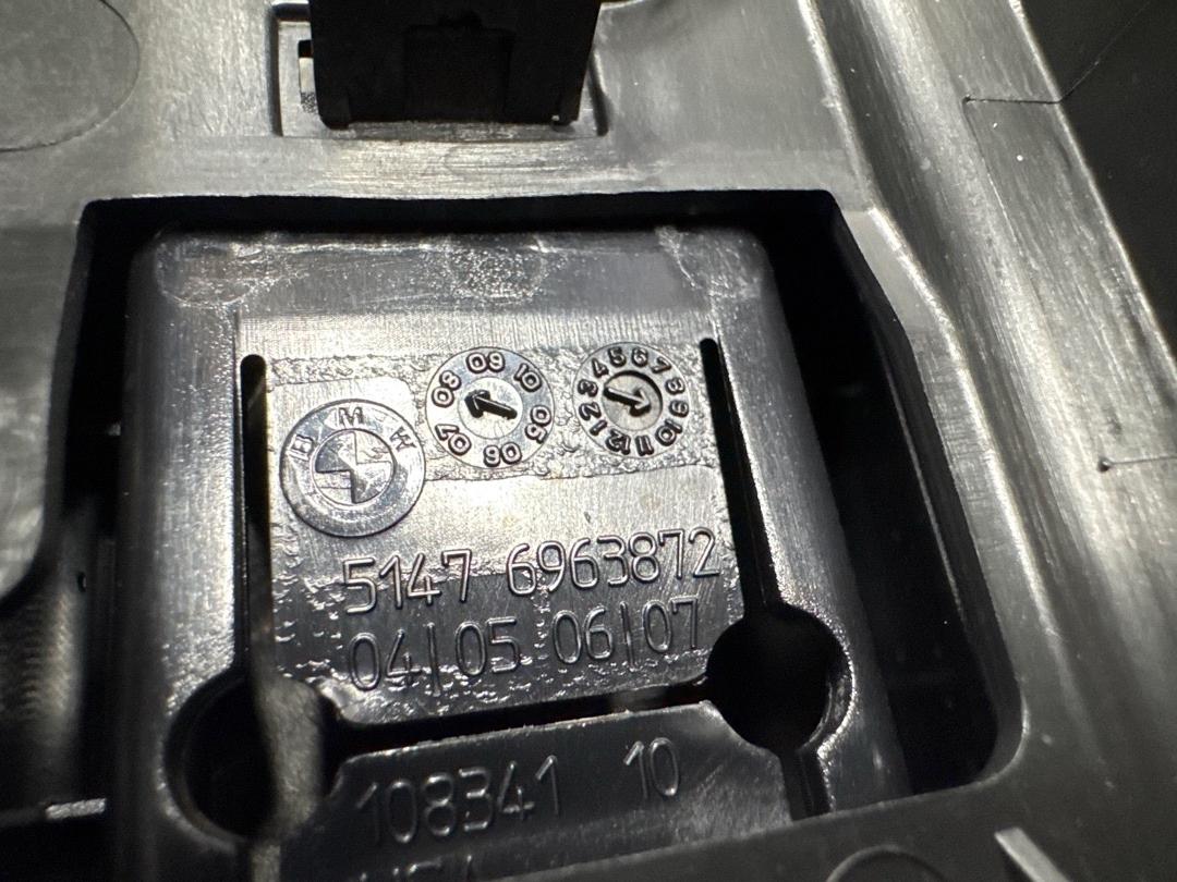 Пластик багажника, 890 рублей, Красноярск