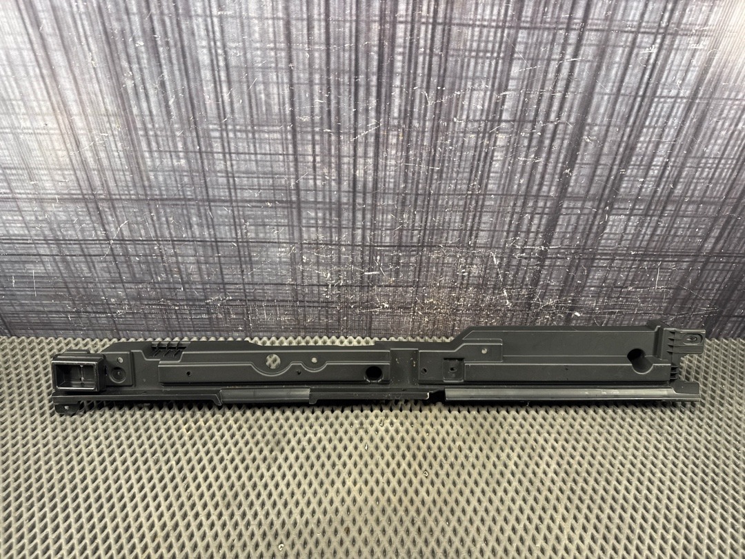 Пластик багажника, 760 рублей, Красноярск