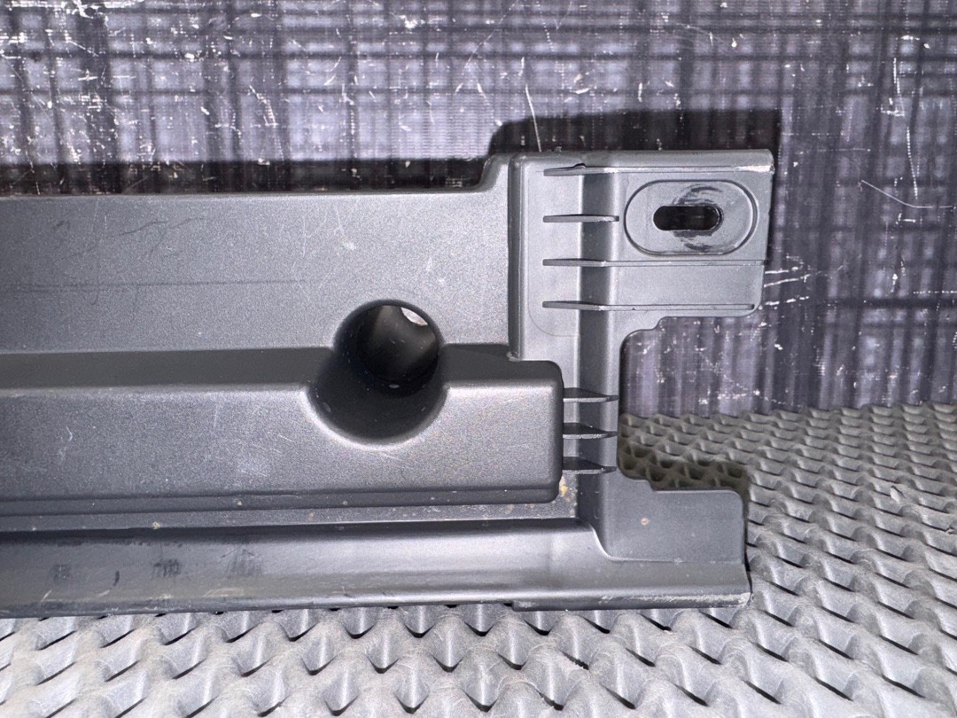 Пластик багажника, 760 рублей, Красноярск