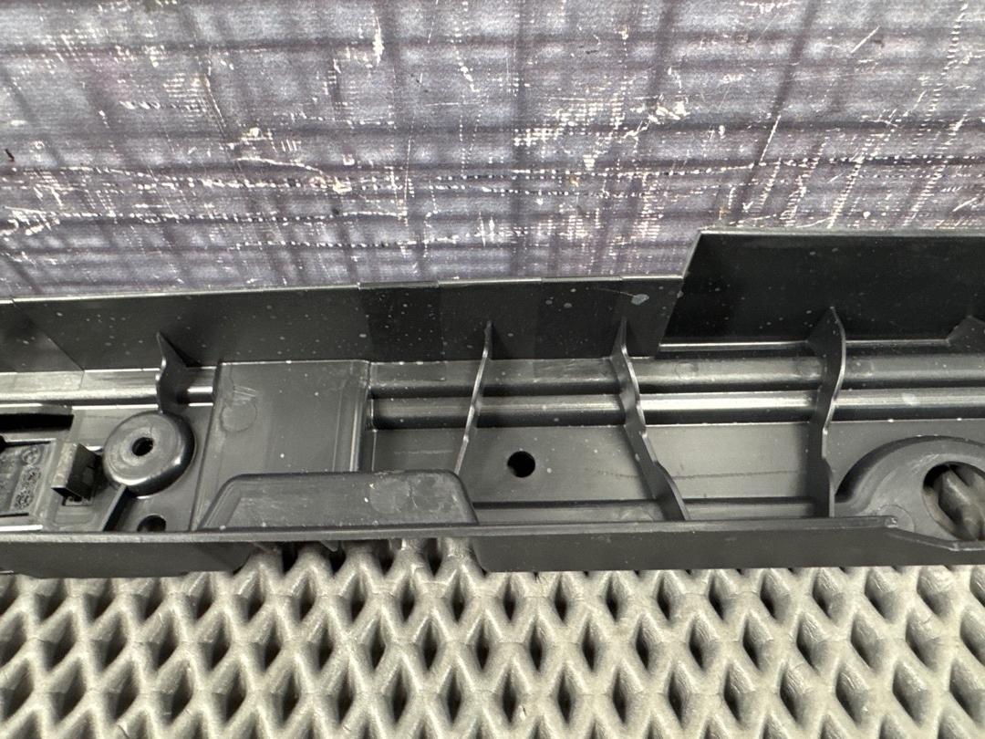 Пластик багажника, 760 рублей, Красноярск