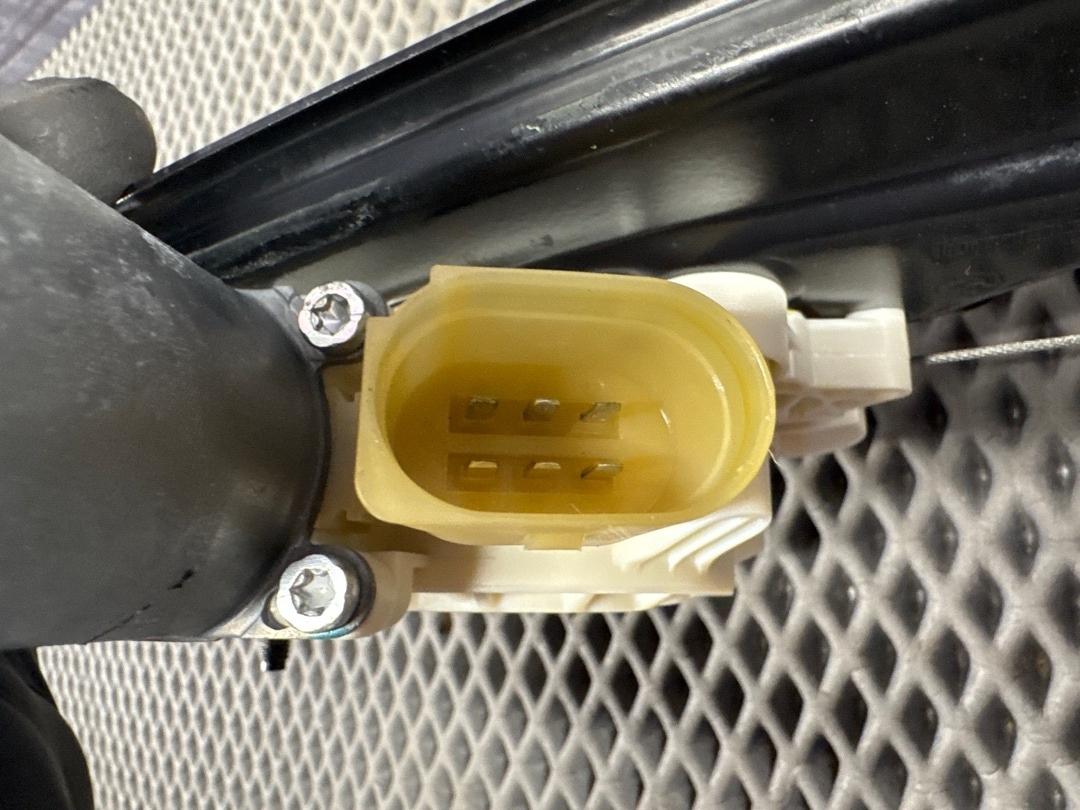 Стеклоподъемник, 2520 рублей, Красноярск