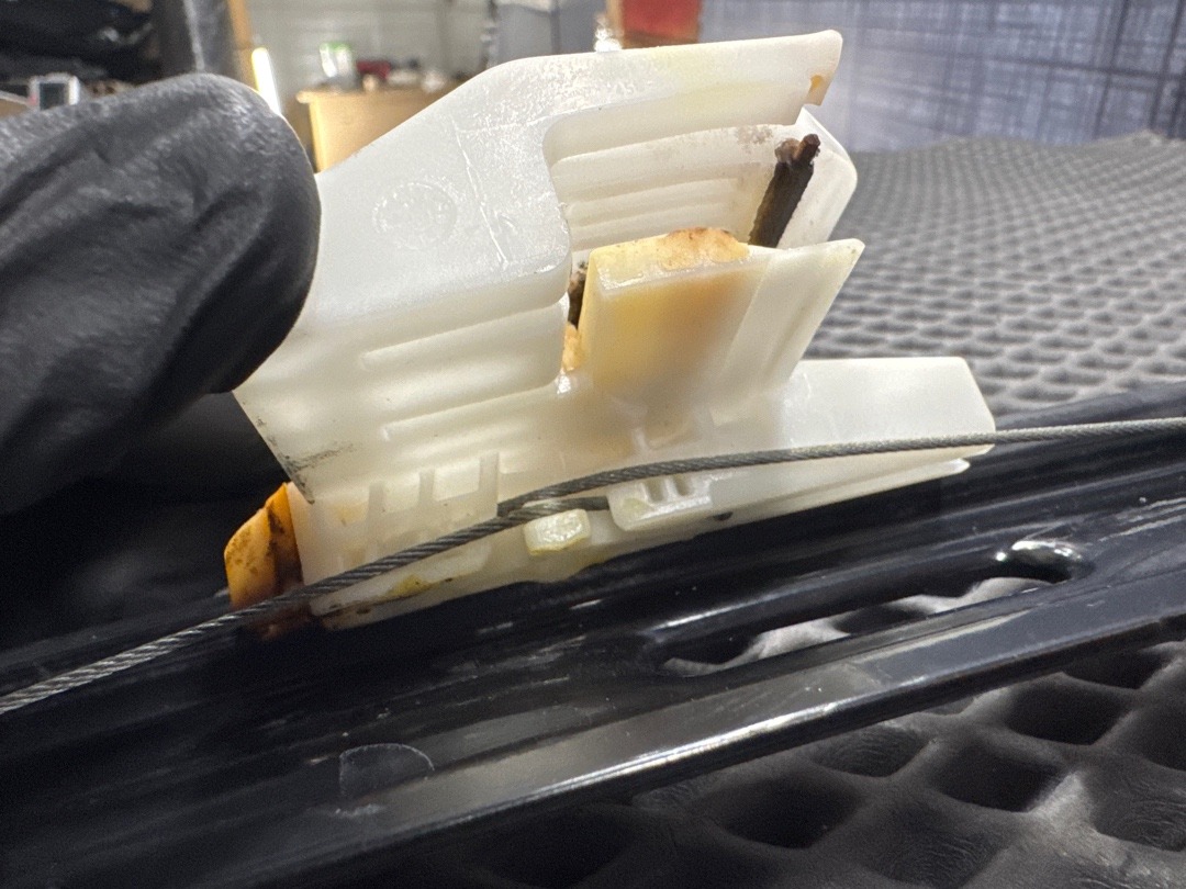 Стеклоподъемник, 2520 рублей, Красноярск