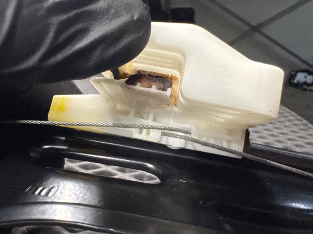 Стеклоподъемник, 2520 рублей, Красноярск