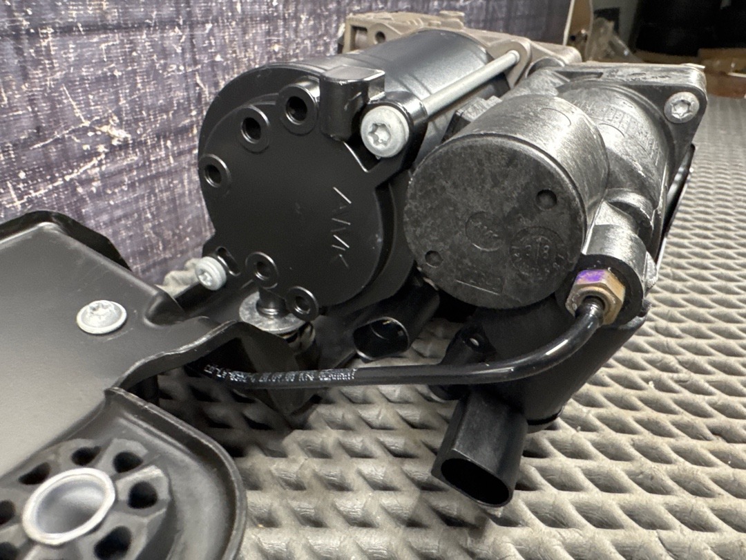 Компрессор подвески, 18220 рублей, Красноярск