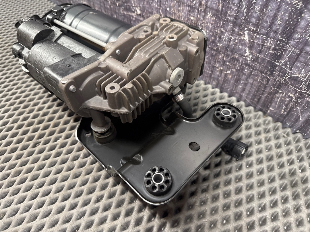 Компрессор подвески, 18220 рублей, Красноярск