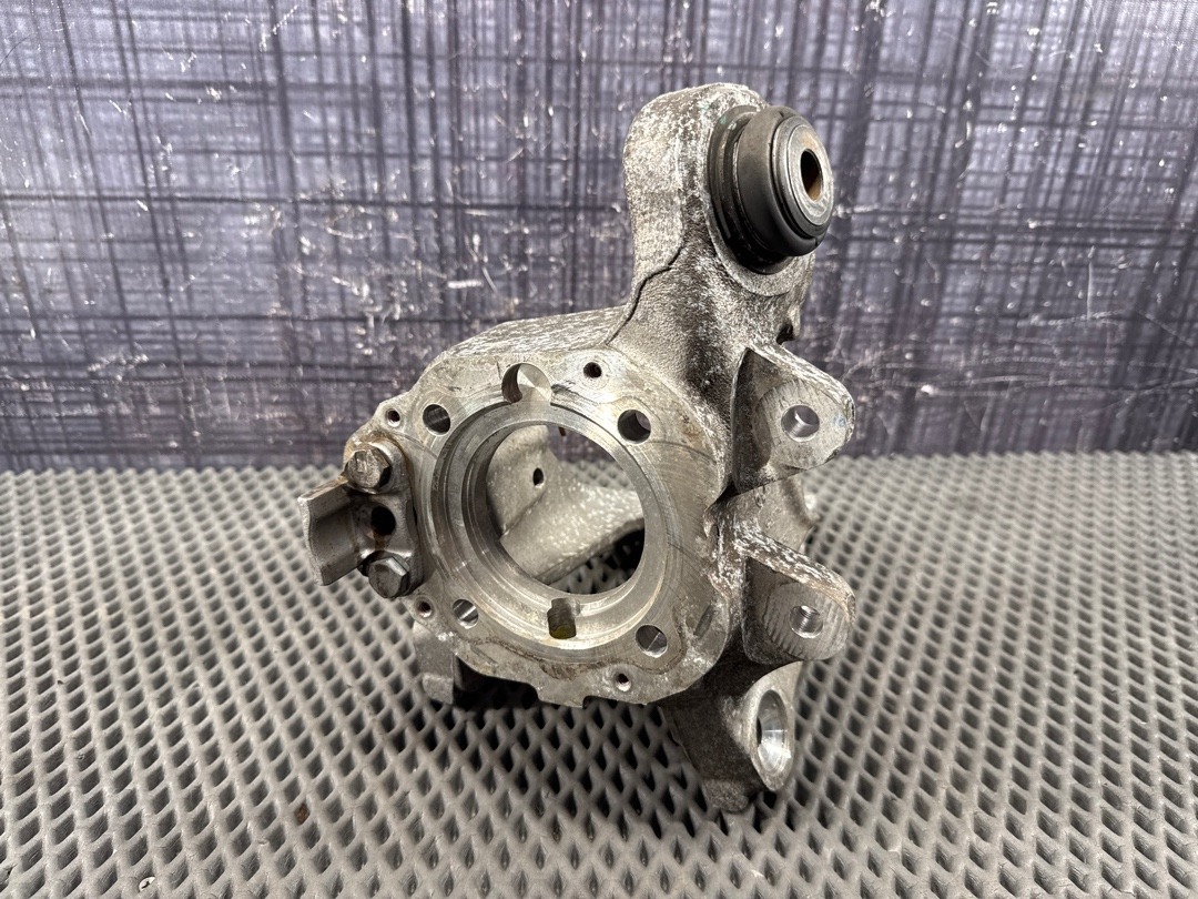 Поворотный кулак, 3140 рублей, Красноярск