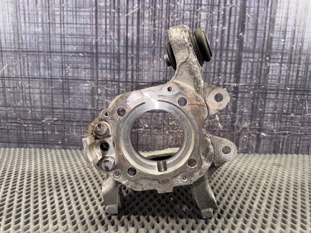 Поворотный кулак, 3140 рублей, Красноярск