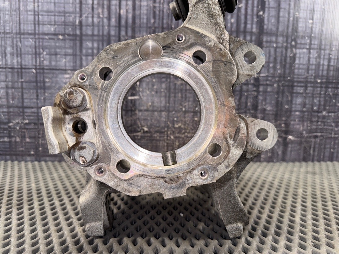 Поворотный кулак, 3140 рублей, Красноярск