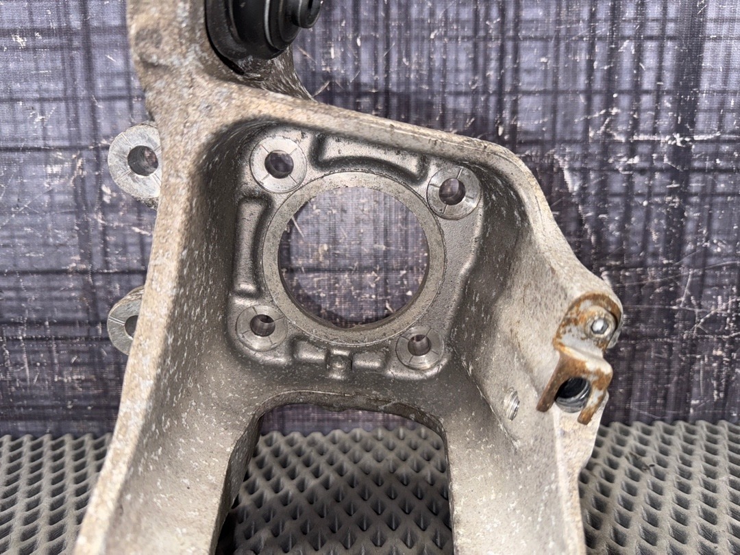 Поворотный кулак, 3140 рублей, Красноярск