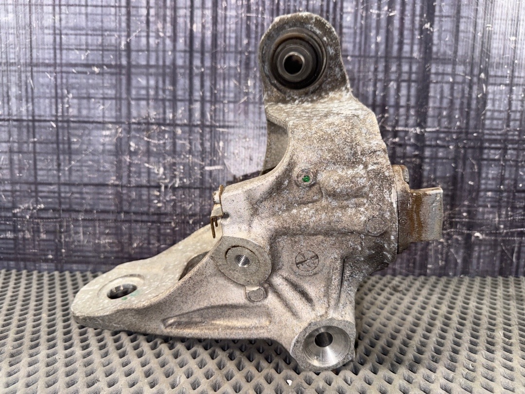 Поворотный кулак, 3140 рублей, Красноярск