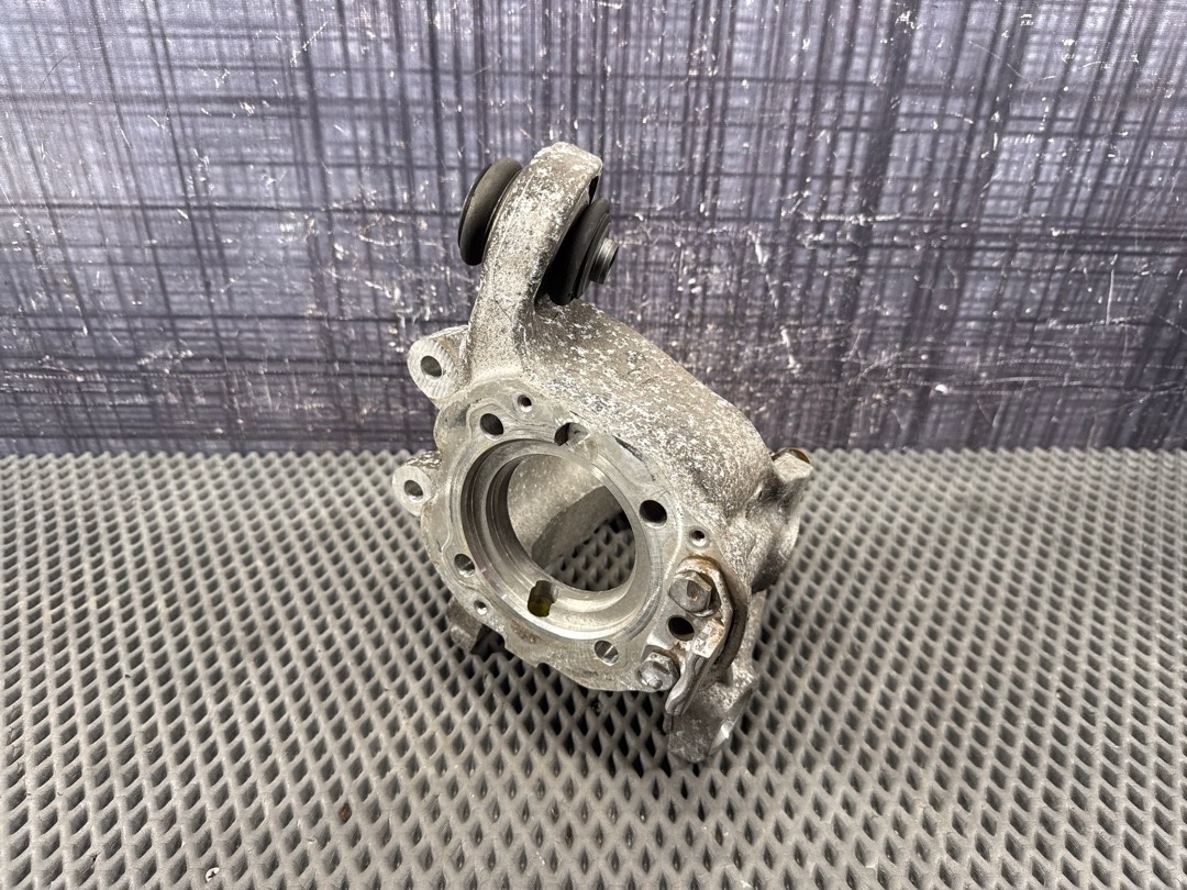 Поворотный кулак, 2670 рублей, Красноярск