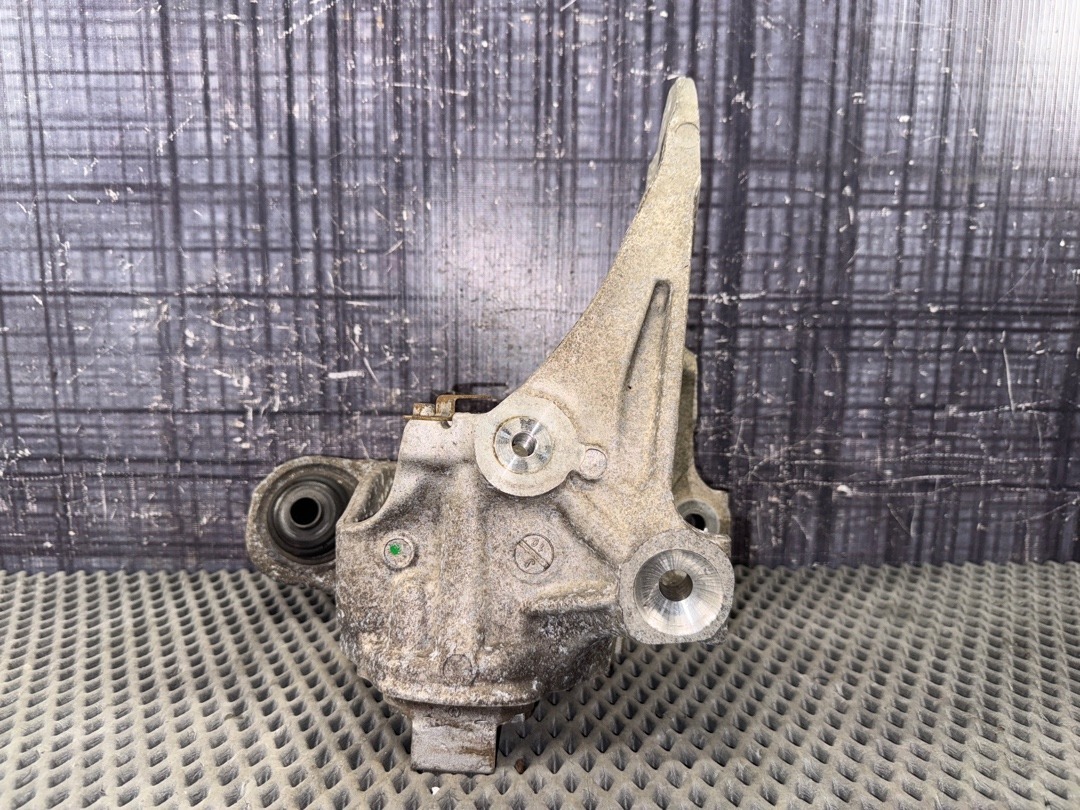 Поворотный кулак, 2670 рублей, Красноярск