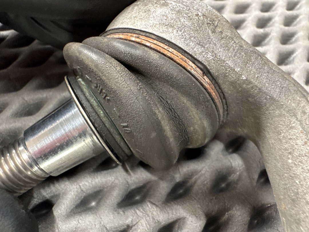 Тяга рулевая с наконечником, 2270 рублей, Красноярск