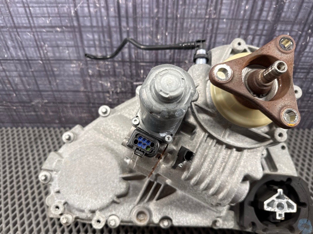 Раздаточная коробка, 32710 рублей, Красноярск