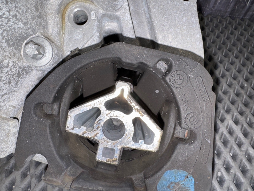 Раздаточная коробка, 32710 рублей, Красноярск