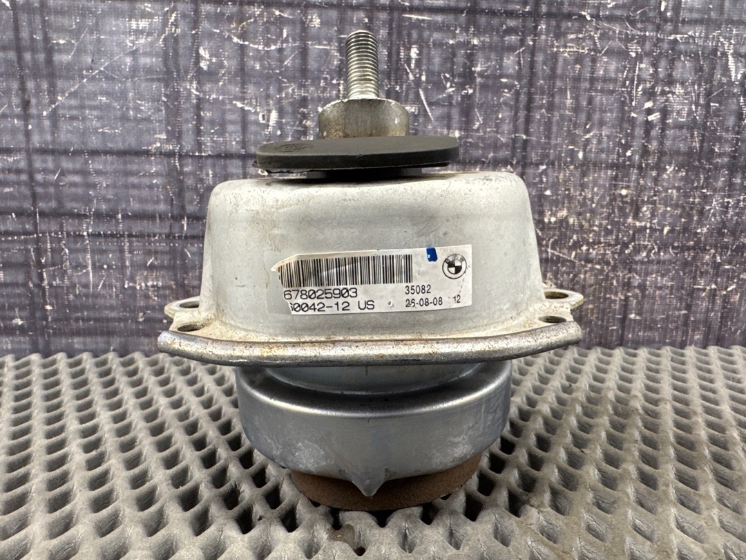 Подушка двигателя, 4120 рублей, Красноярск