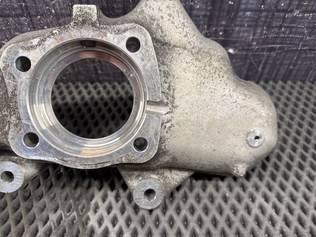 Поворотный кулак, 5960 рублей, Красноярск