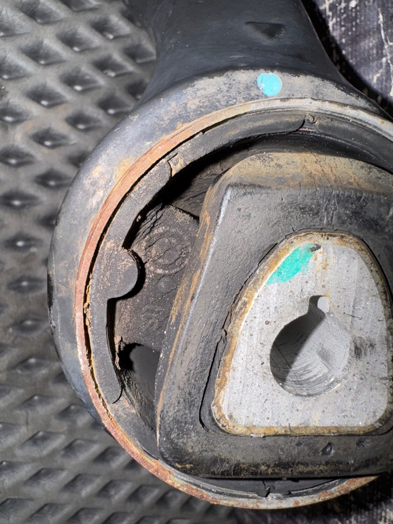 Рычаг подвески, 3920 рублей, Красноярск