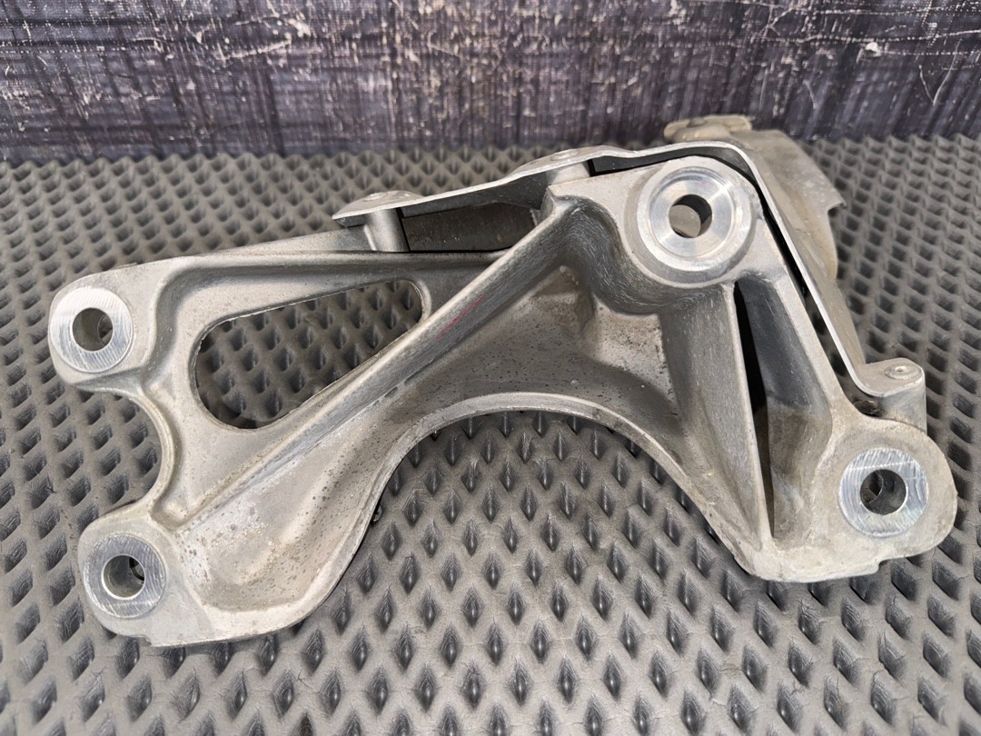 Кронштейн двигателя, 2270 рублей, Красноярск