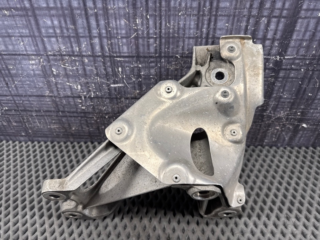 Кронштейн двигателя, 2270 рублей, Красноярск