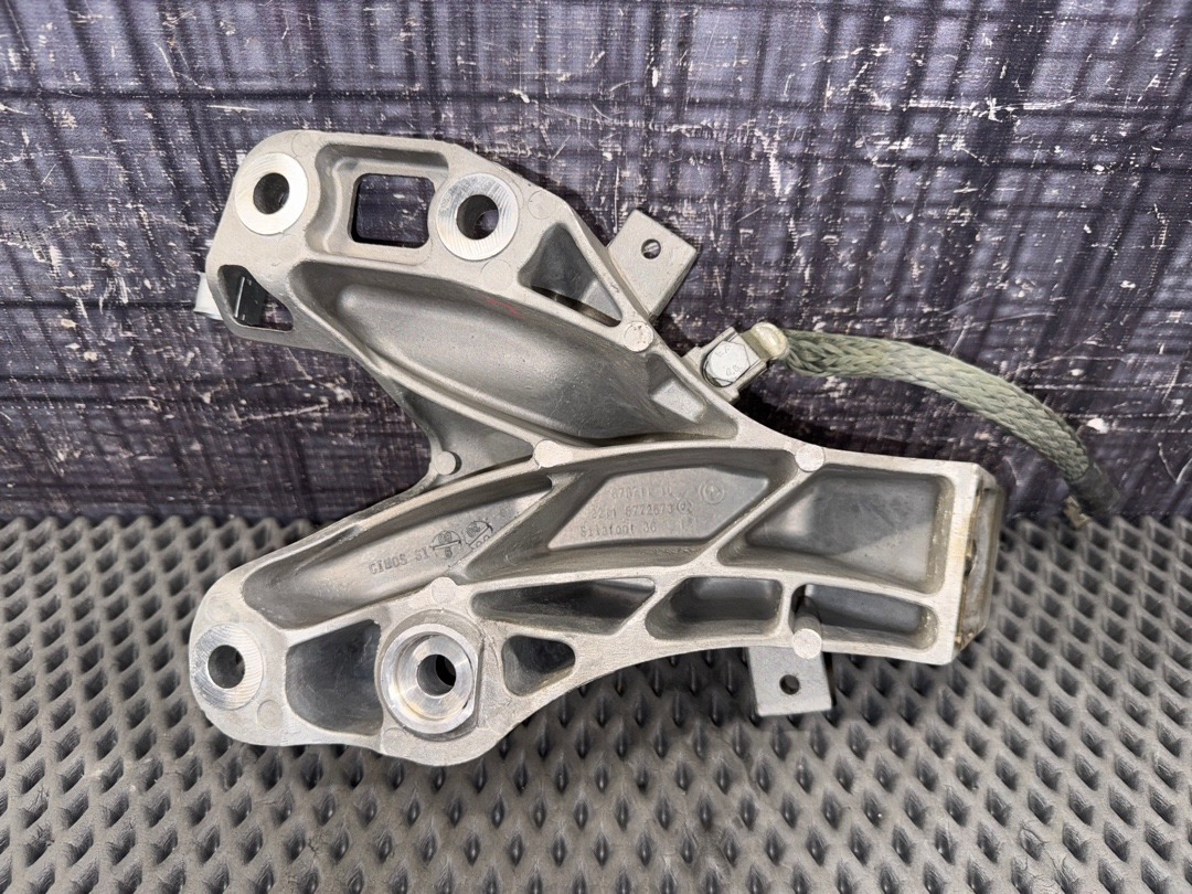 Кронштейн двигателя, 2270 рублей, Красноярск