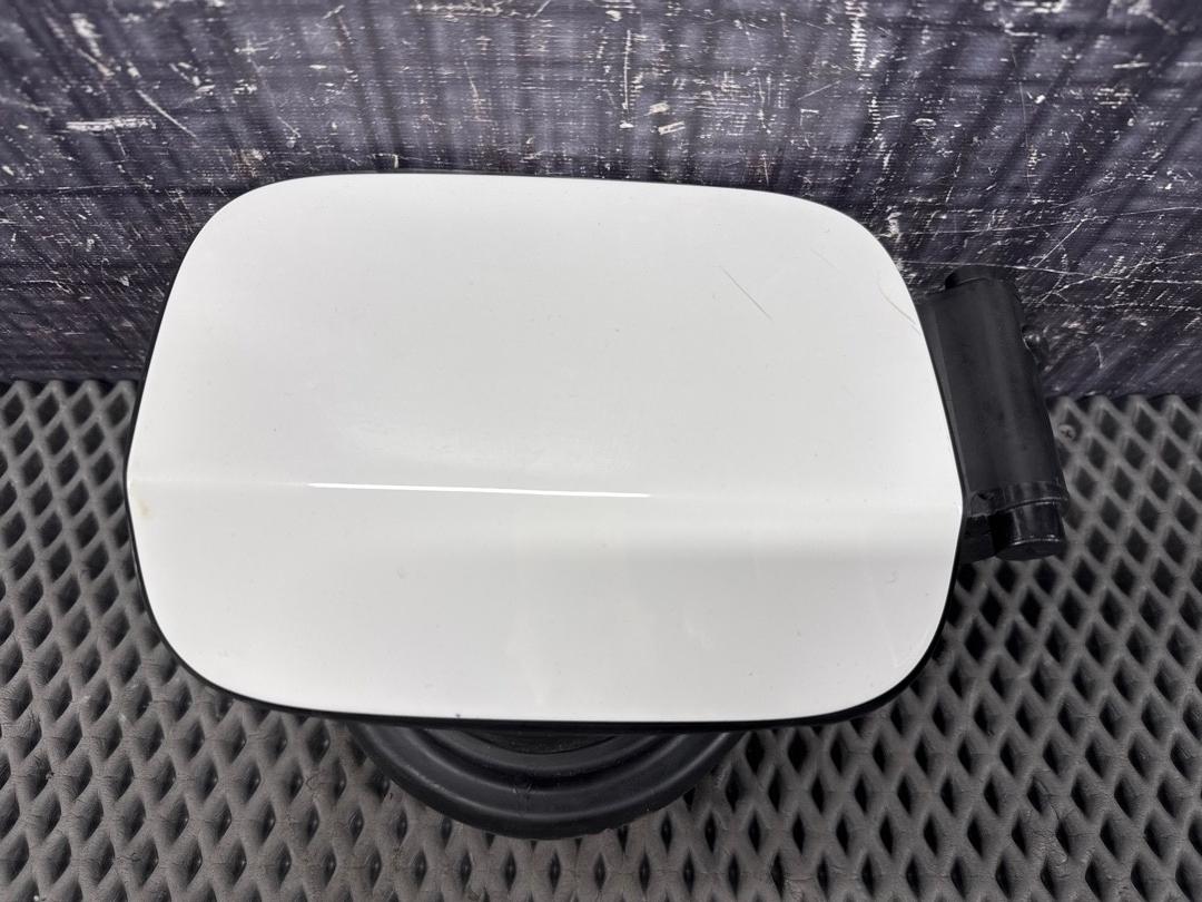 Лючок бензобака, 1020 рублей, Красноярск