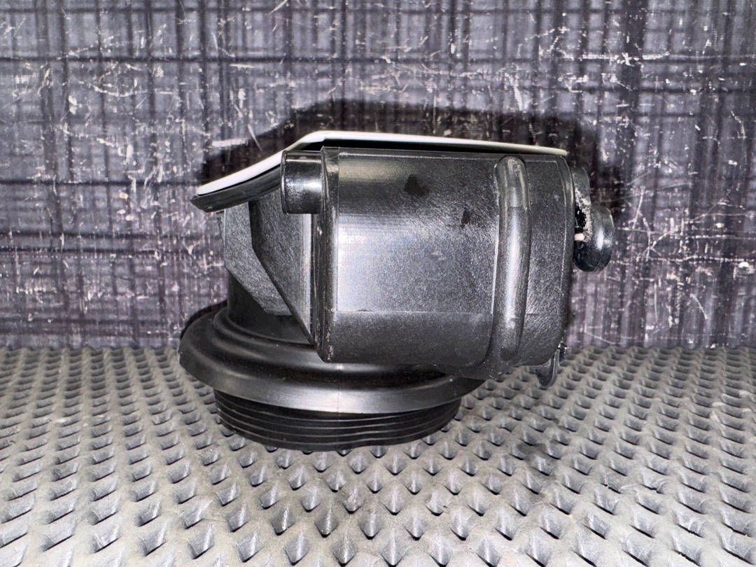 Лючок бензобака, 1020 рублей, Красноярск