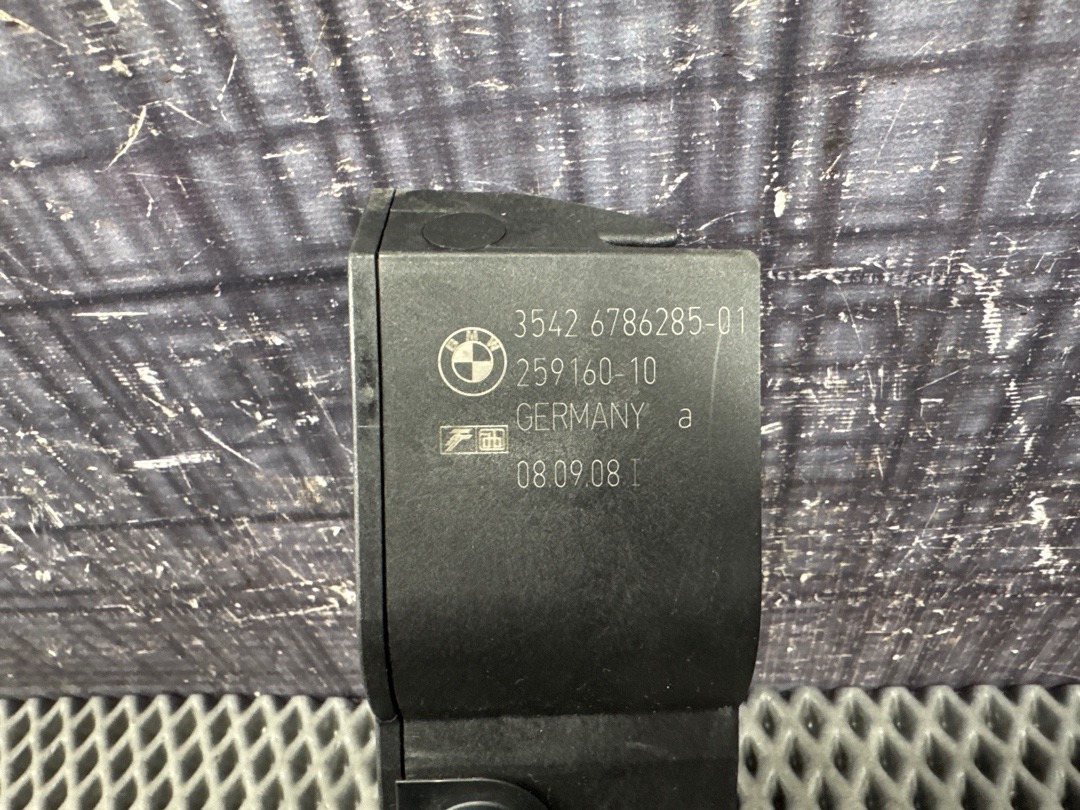 Педаль газа, 1960 рублей, Красноярск