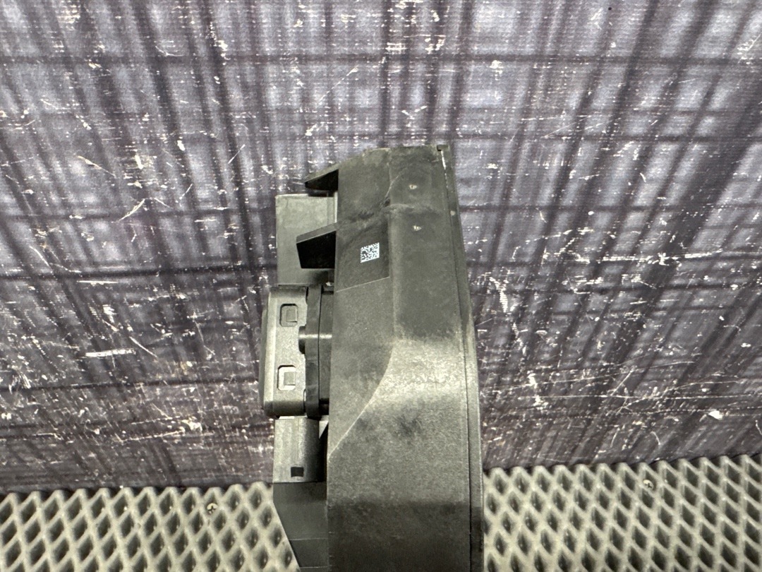 Педаль газа, 1960 рублей, Красноярск