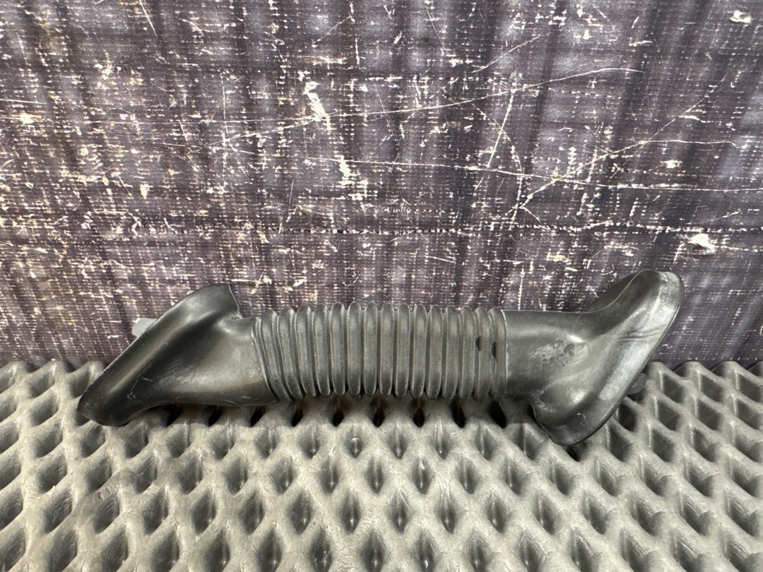 Гофра крышки багажника, 720 рублей, Красноярск