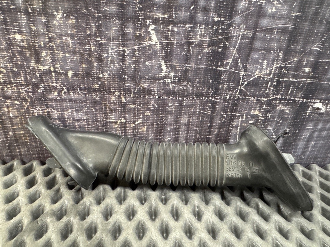 Гофра крышки багажника, 720 рублей, Красноярск