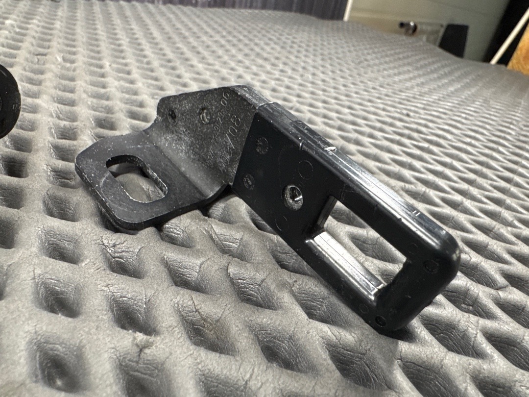 Замок багажника, 1050 рублей, Красноярск