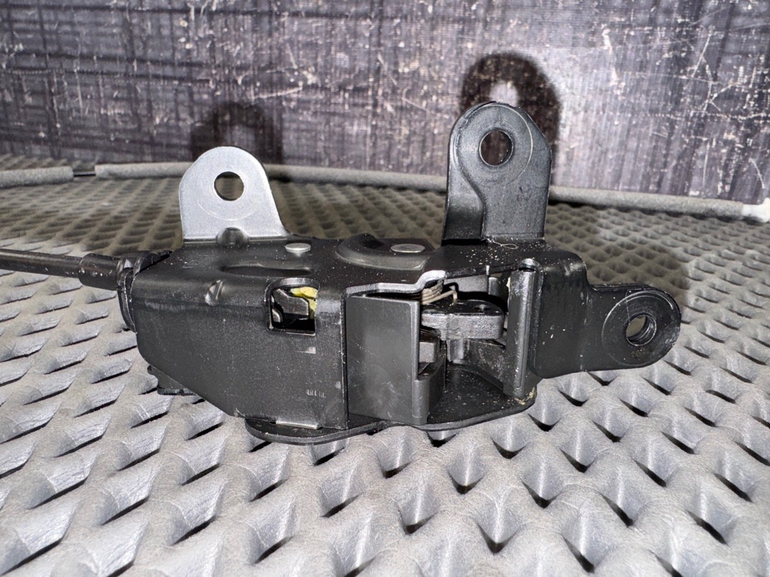 Замок багажника, 1050 рублей, Красноярск