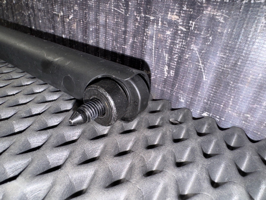 Амортизатор багажника, 700 рублей, Красноярск