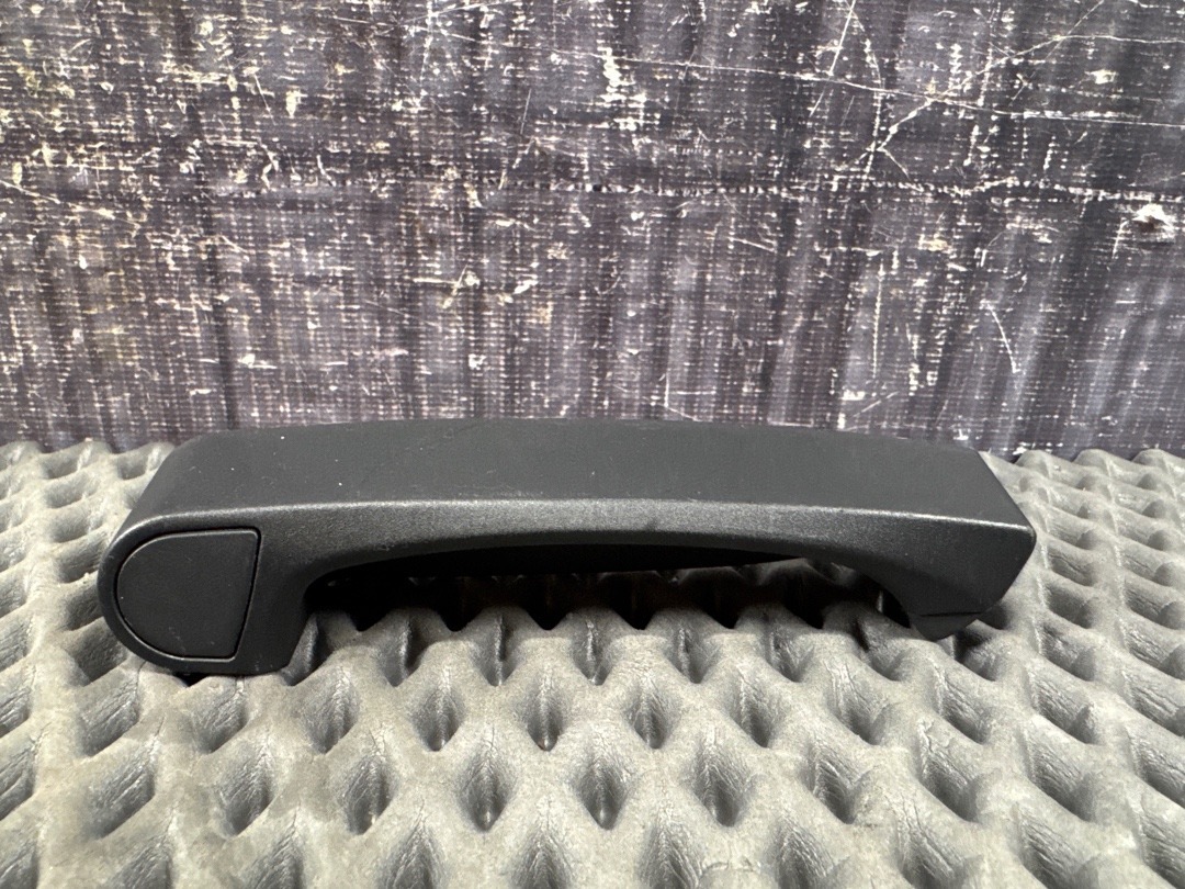 Ручка багажника, 630 рублей, Красноярск