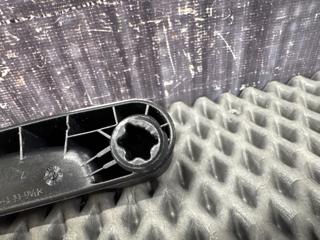 Ручка багажника, 630 рублей, Красноярск