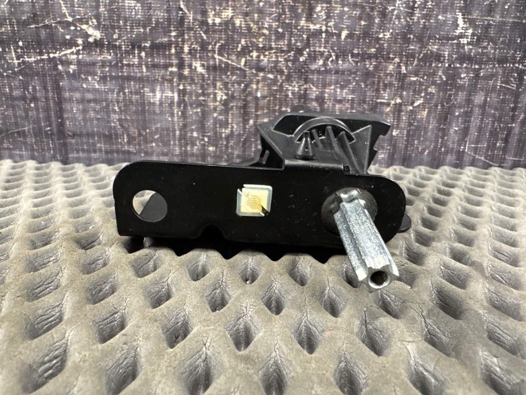 Привод замка багажника, 1060 рублей, Красноярск