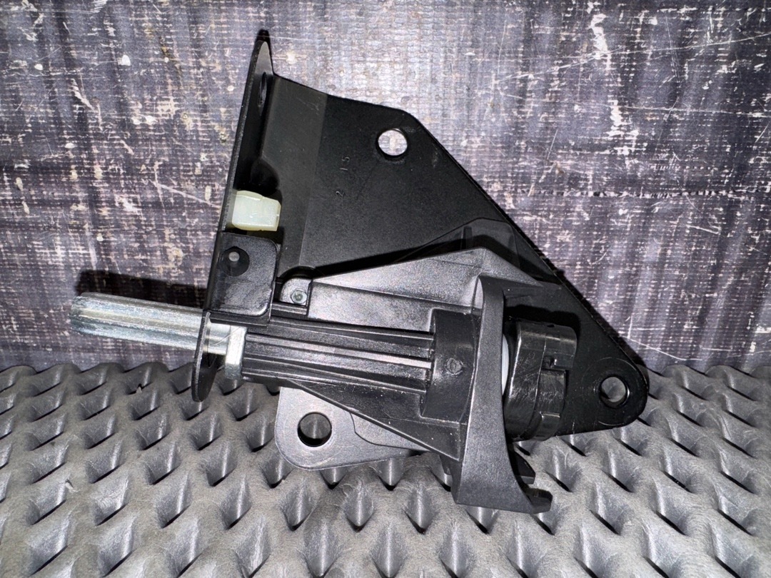 Привод замка багажника, 1060 рублей, Красноярск