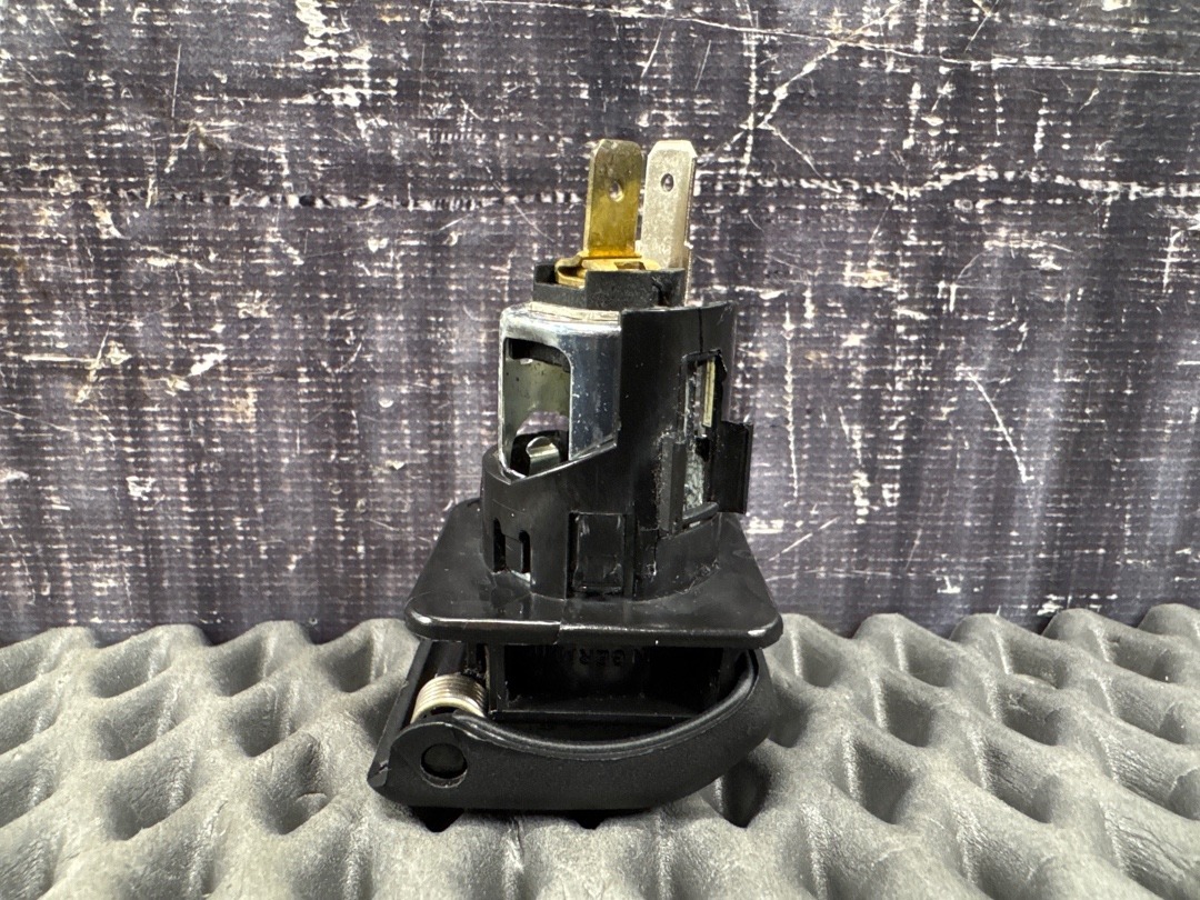 Розетка, 1070 рублей, Красноярск