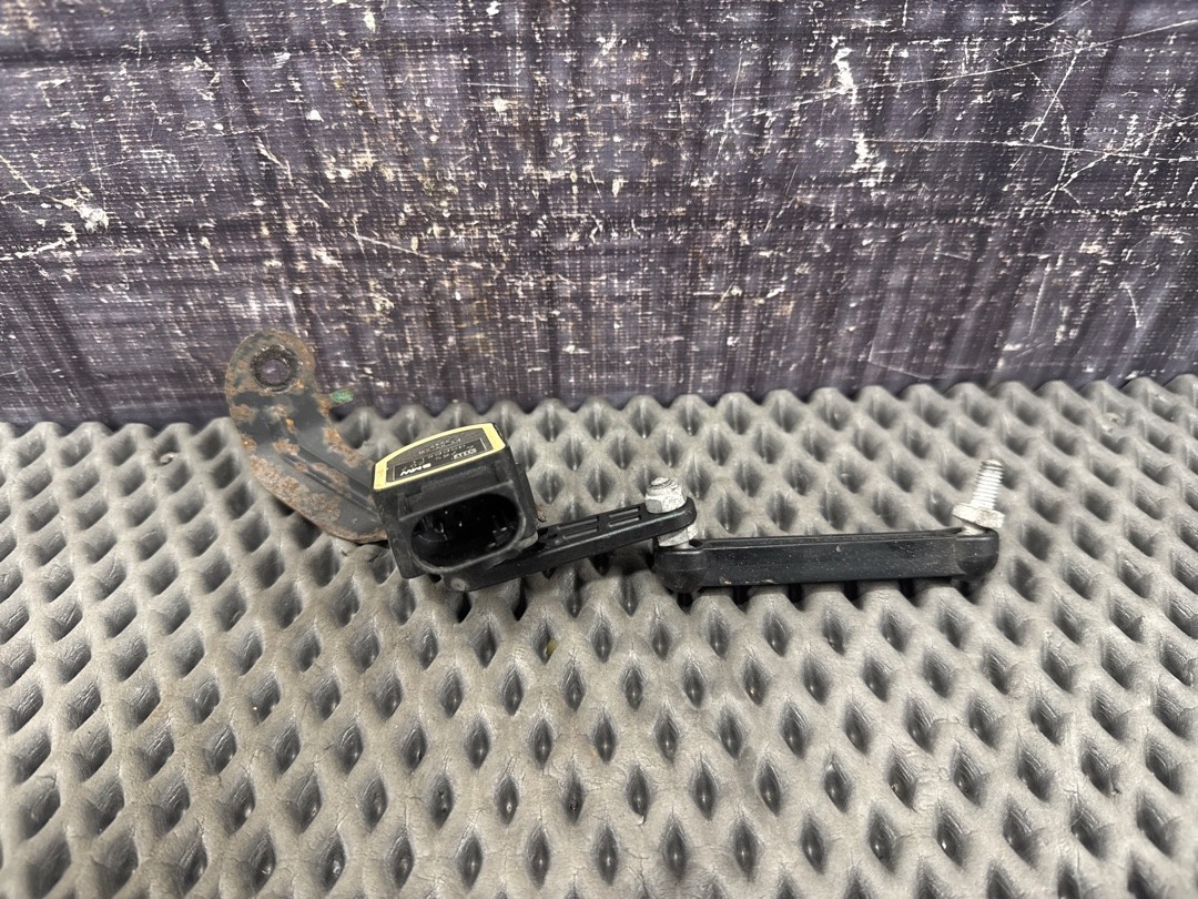 Датчик уровня подвески, 2530 рублей, Красноярск